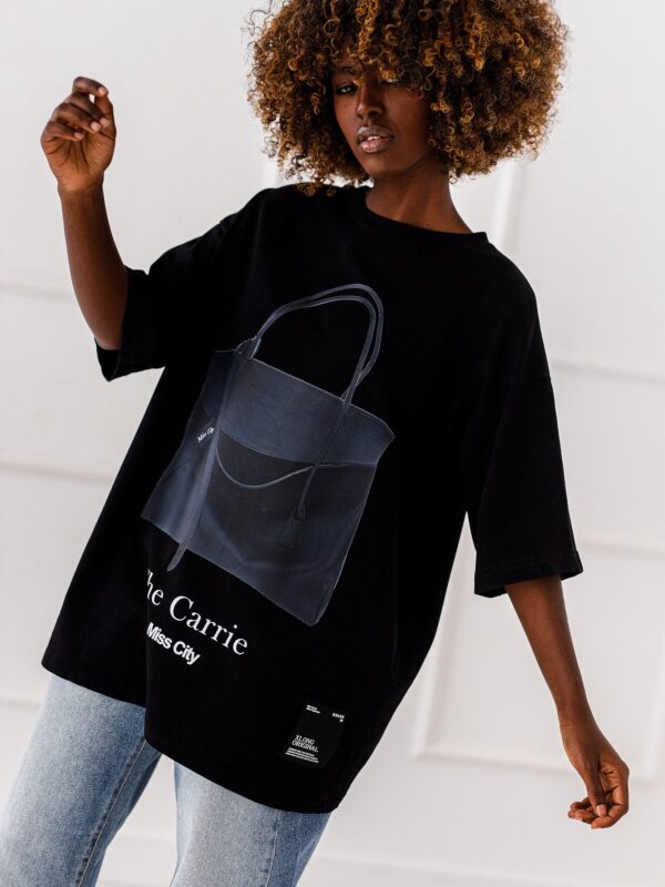 T-shirt OVESIZE THE CARRIE BLACK