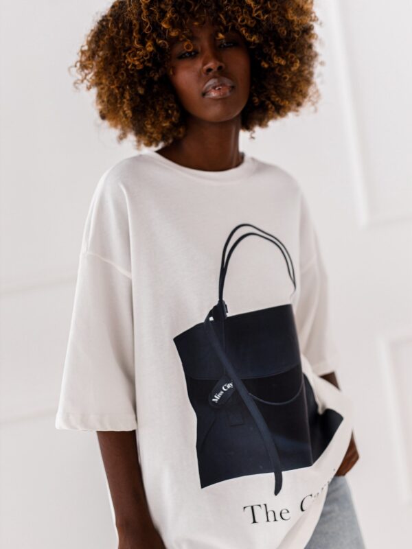 T-shirt OVESIZE THE CARRIE WHITE