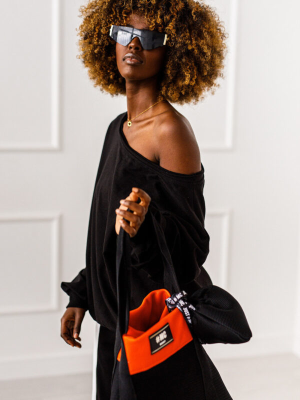 BLUZA  OVERSIZE 	SINGULAR #06